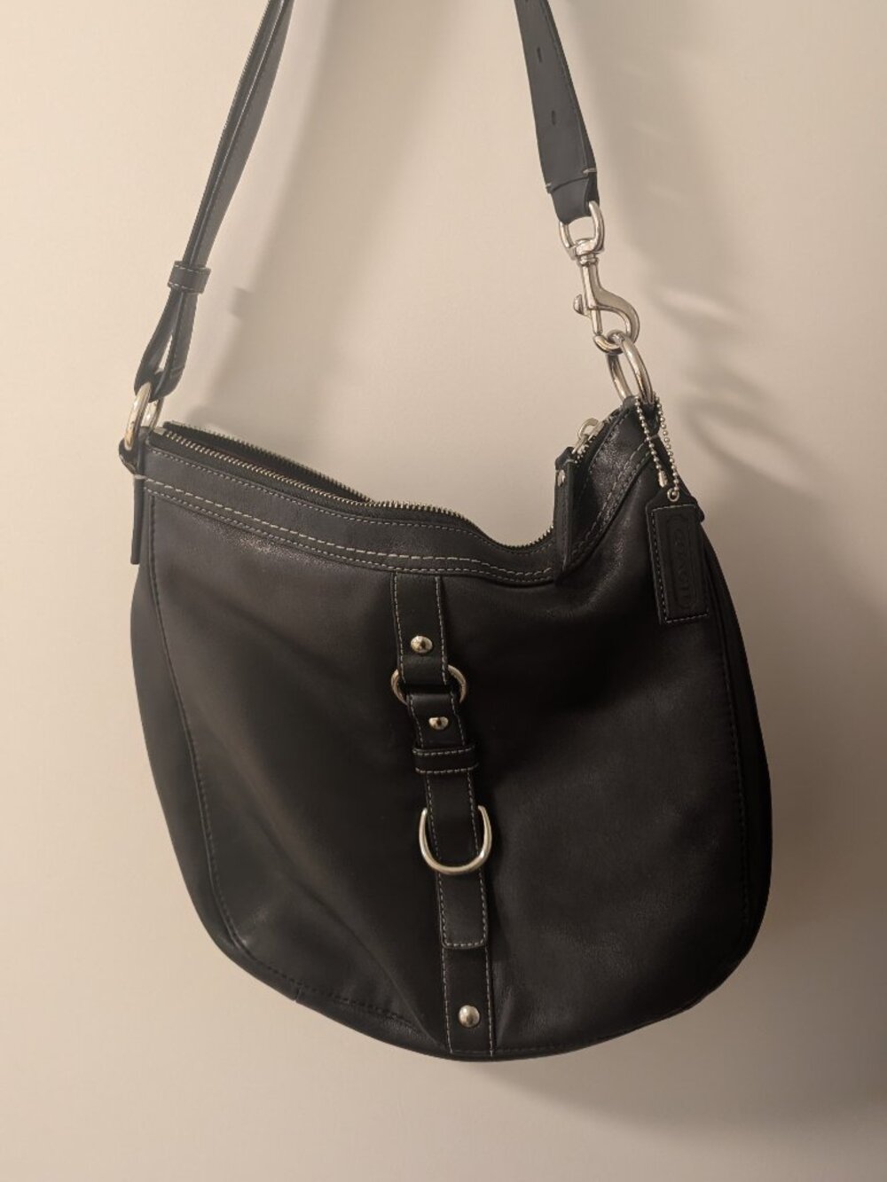 Coach leather shoulder bag